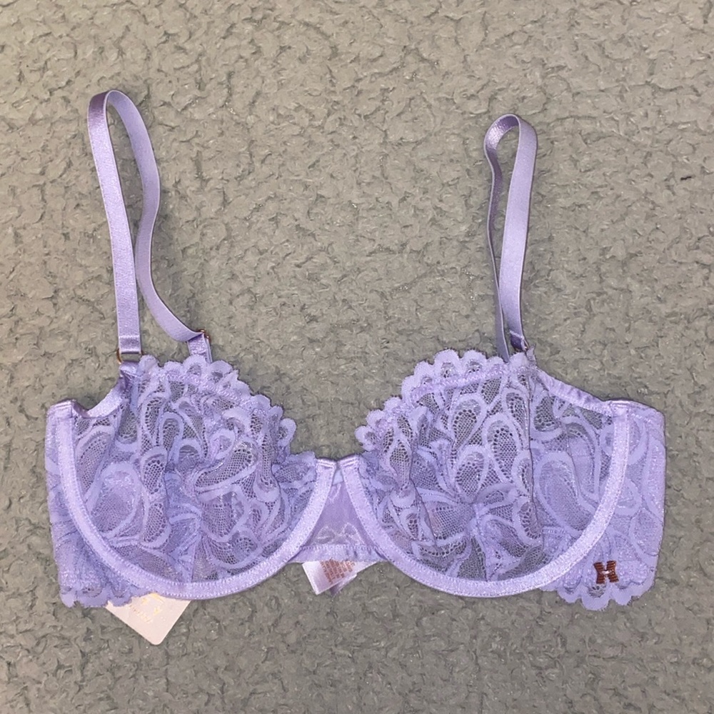 SAVAGE X FENTY LINGERIE BY RIHANNA